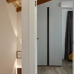 Modern Ana With 2 Bedrooms In Tinjan Brecevici