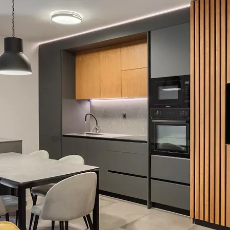 Modern Ana With 2 Bedrooms In Tinjan *