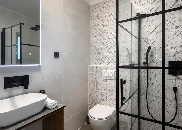 Modern Ana With 2 Bedrooms In Tinjan * Brecevici